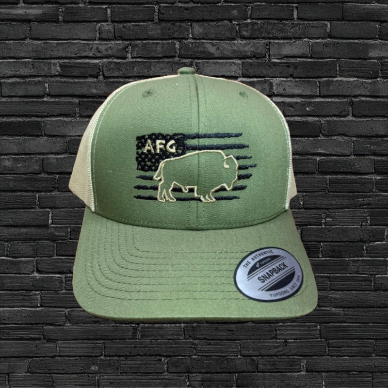 BE THE BUFFALO™ | Common Trucker Hat | Snapback